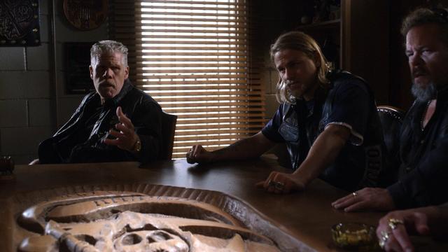 Sons of Anarchy 2x11